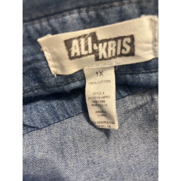Ali & Kris Womens Shirt Size 1x Cowgirl Western Blue Denim Pockets - Picture 8 of 8